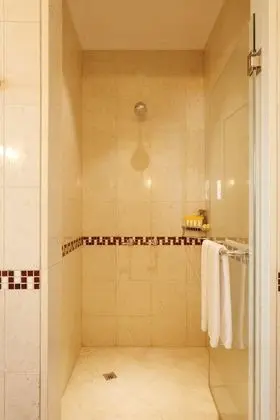 Apart Daire, 6 Yatak Odası, Okyanus Manzaralı