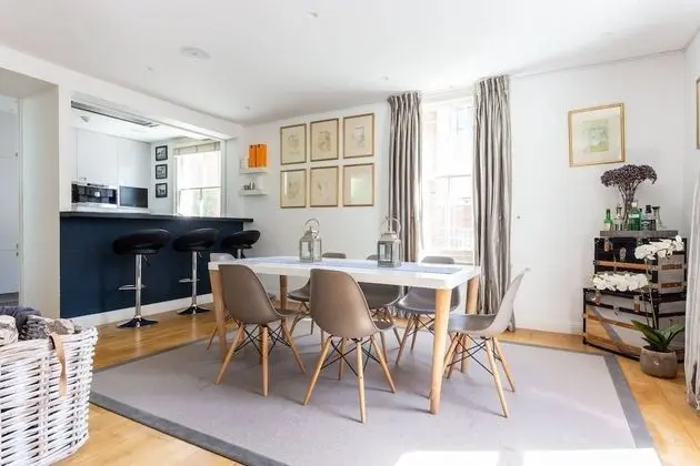 Villa (5 Bedrooms)