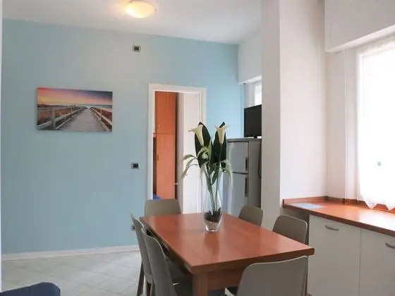 Apart Daire, 2 Yatak Odası, Balkon
