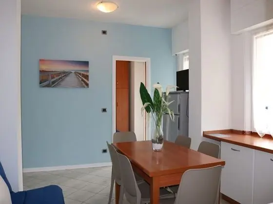 Apart Daire, 2 Yatak Odası, Balkon