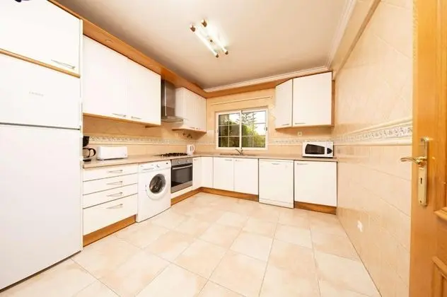 Villa, 4 Yatak Odası, Balkon
