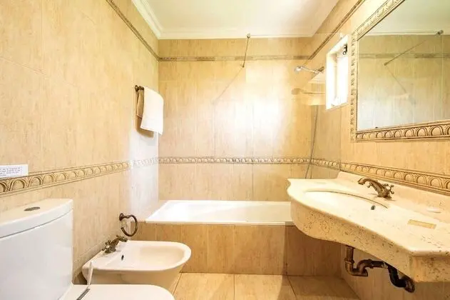 Villa, 4 Yatak Odası, Balkon