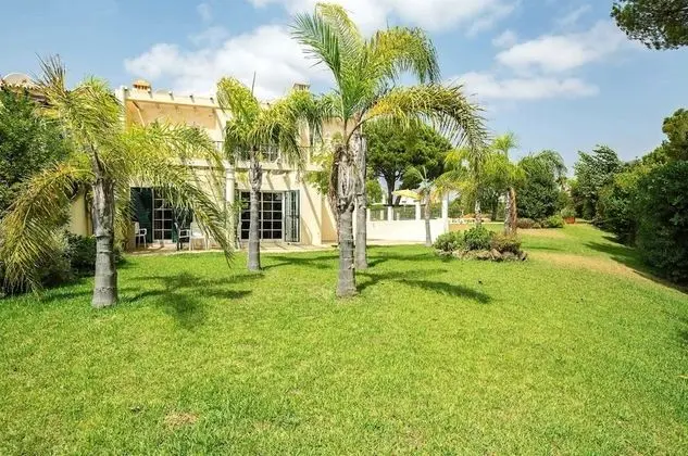 Villa, 4 Yatak Odası, Balkon
