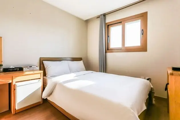 Deluxe Tek Büyük Yataklı Oda (New Building)