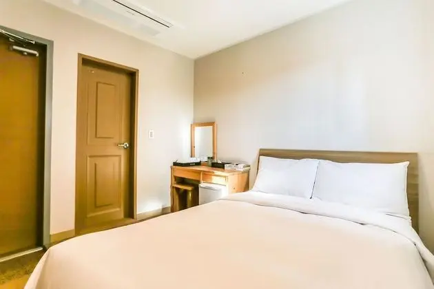Deluxe Tek Büyük Yataklı Oda (New Building)