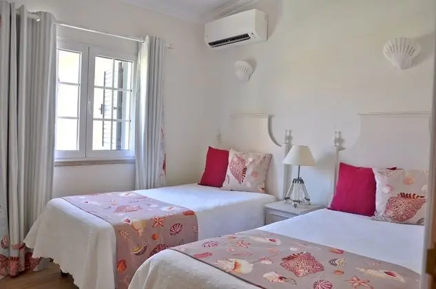 Villa, 3 Yatak Odası, Şömine