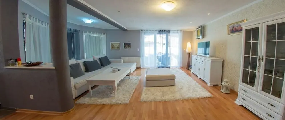 Villa, Kişiye Özel Havuzlu
