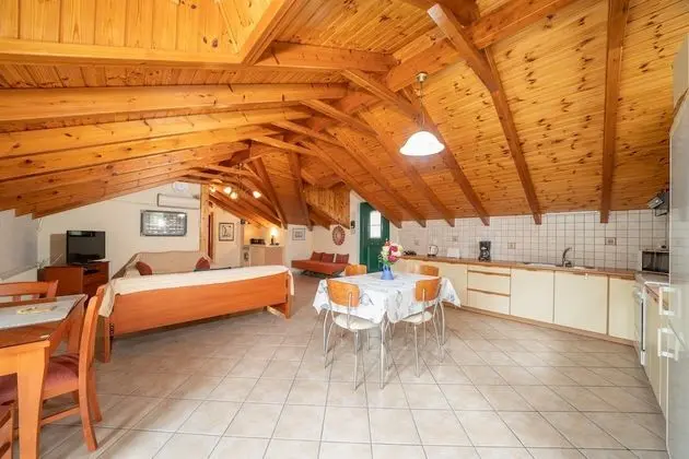 Luxury Apart Daire, 2 Yatak Odası (Attic)