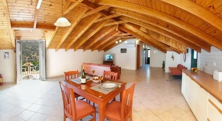 Luxury Apart Daire, 2 Yatak Odası (Attic)