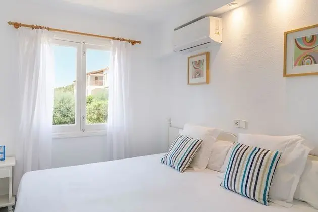 Süit, Havuz Manzaralı (2 adults + 2 children)