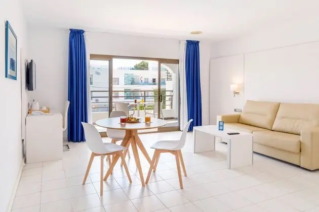 Süit, Havuz Manzaralı (2 adults)