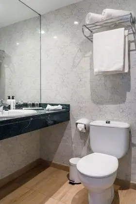 Süit, Havuz Manzaralı (2 adults)