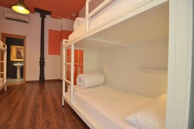 Ortak Ranzalı Oda, Özel Banyo (1 bed in room for 8 people)