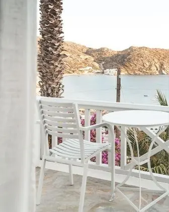 Standard Üç Kişilik Oda, Deniz Manzaralı
