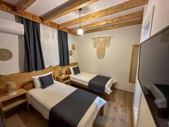 Standart Oda, Bahçe Manzaralı