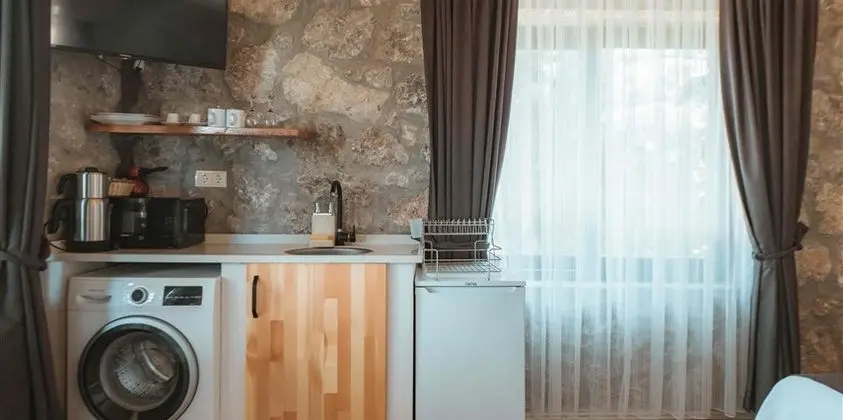Mango Suite Oda