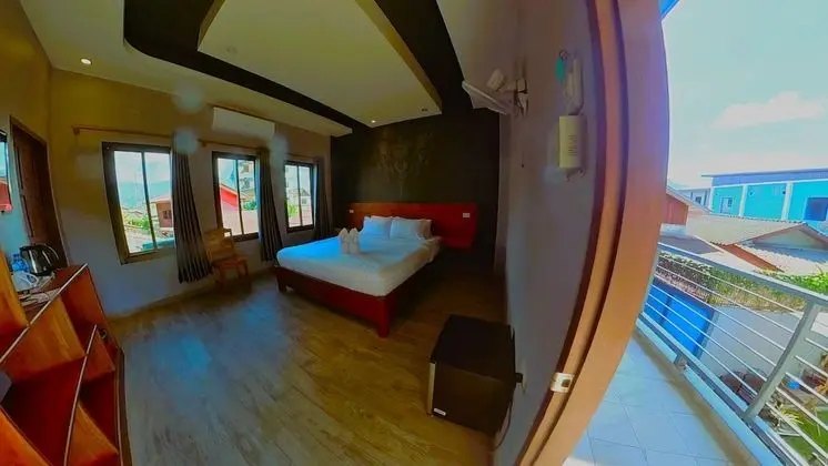City Tek Büyük Yataklı Oda