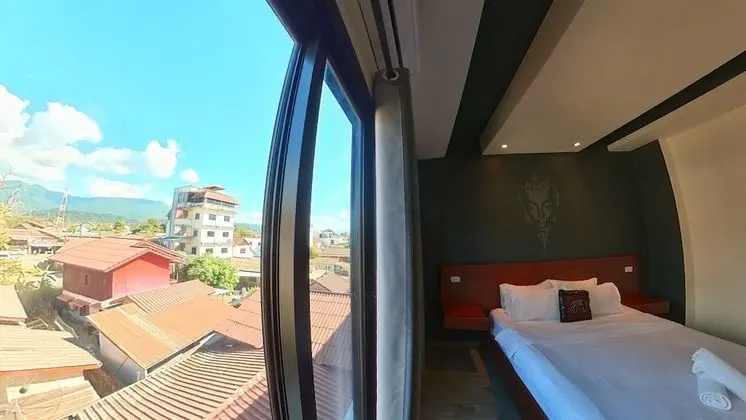 City Tek Büyük Yataklı Oda