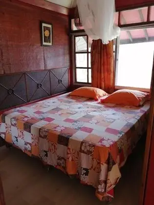 Bungalov, Lagün Manzaralı, Plaj Kenarı (Miro)