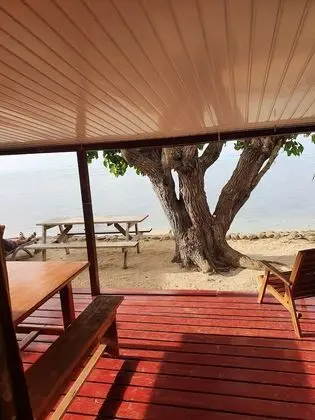 Bungalov, Lagün Manzaralı, Plaj Kenarı (Miro)