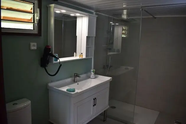 Traditional Bungalov, 2 Yatak Odası, Bahçe Manzaralı, Bahçeli (Haari - sleeps 5)