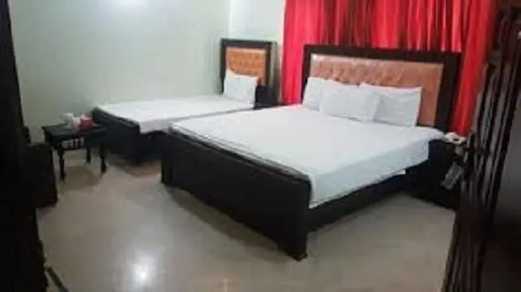 Deluxe Üç Kişilik Oda