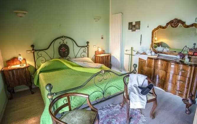 Comfort Tek Büyük Yataklı Oda