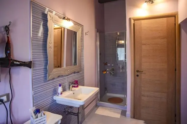 Tek Büyük veya İki Ayrı Yataklı Oda, Özel Banyo (External)