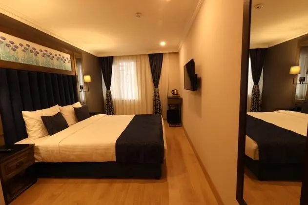 Çift Kişilik, Şehir Manzaralı