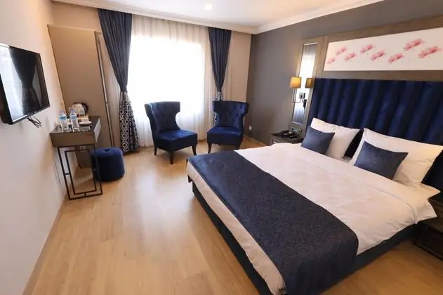 Çift Kişilik, Şehir Manzaralı