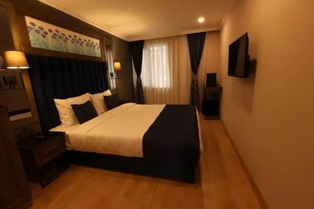 Çift Kişilik, Şehir Manzaralı