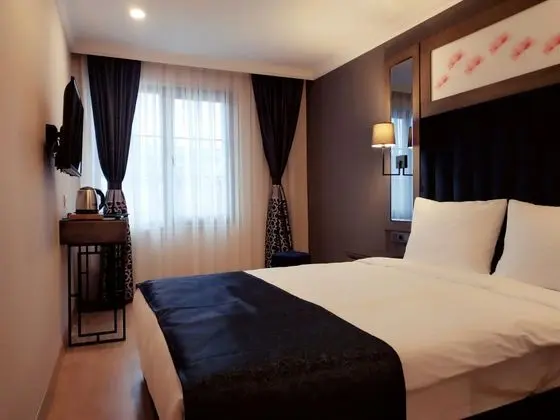 Çift Kişilik, Şehir Manzaralı