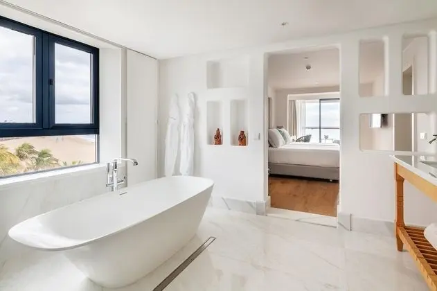 Ocean Suite (2 guests)