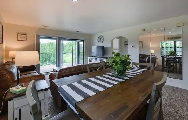 Daire (Farm Charm Condo - New everything!! -)