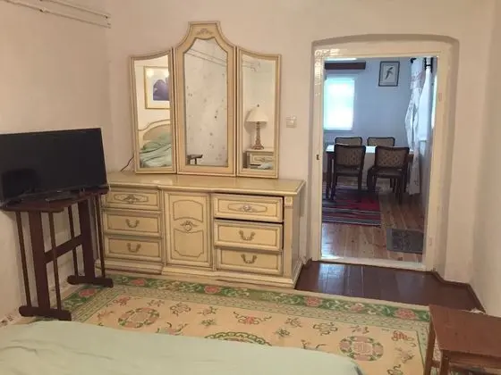 Apartment 4