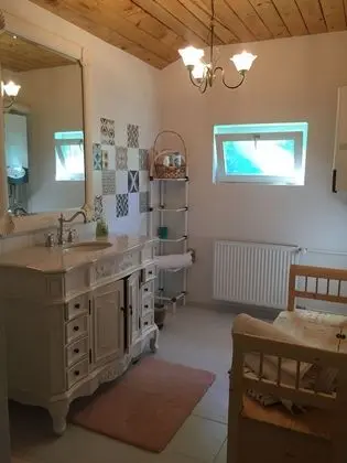 Apartment 4