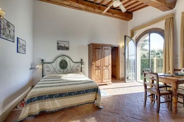 Apartment for 3 people with private garden