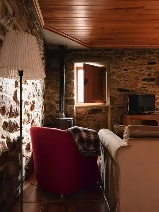 Kır Evi, 2 Yatak Odası, Küçük Mutfak