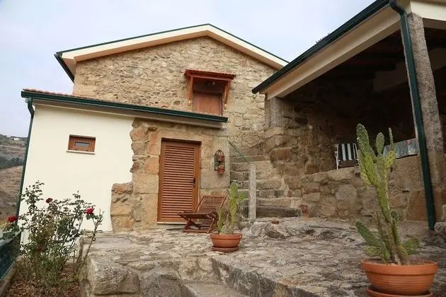 Kır Evi, 2 Yatak Odası, Küçük Mutfak