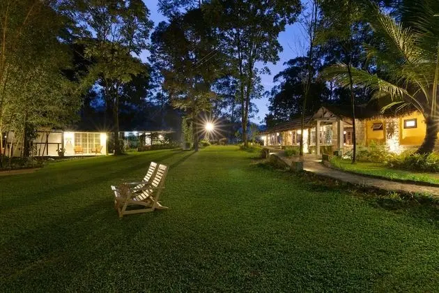 Deluxe Chalet with lake View