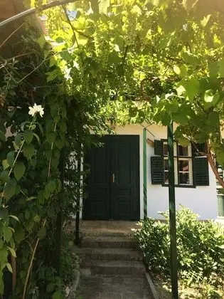 Süit, Sigara İçilmez, Bahçe Manzaralı