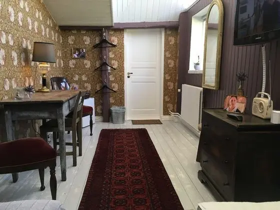 İki Ayrı Yataklı Oda, Ortak Banyo (Værelse 3)