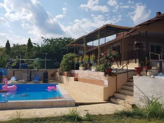 Ev, 2 Yatak Odası, Balkon