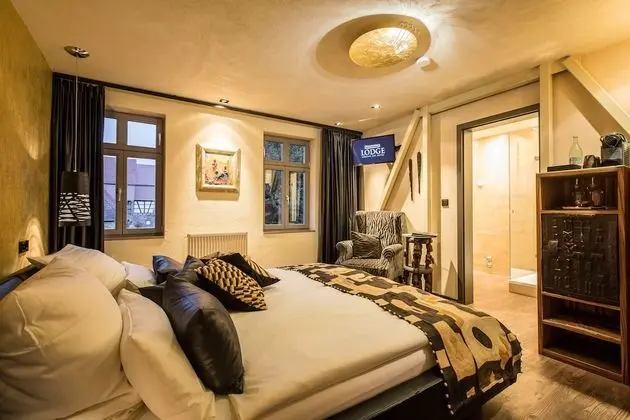 Comfort Tek Büyük Yataklı Oda