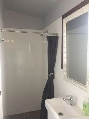 The Tinshed - 1 Bedroom