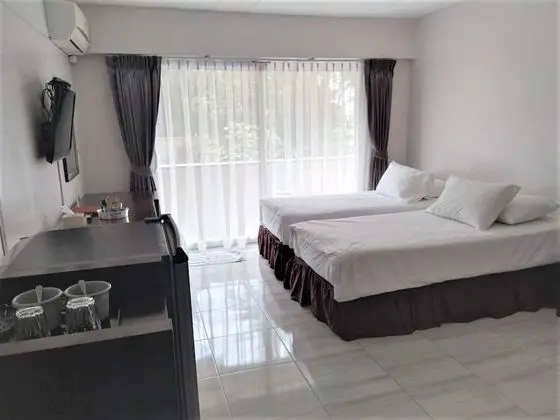 Standard Twin Room