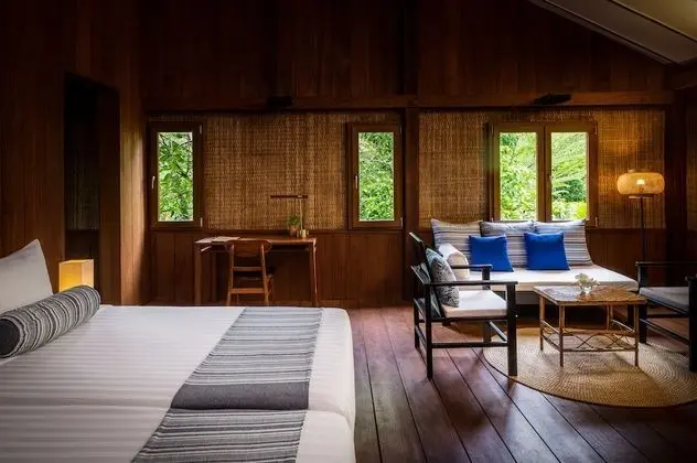 Deluxe Khmer Bungalows