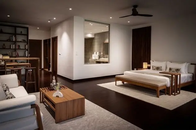 Luxury Bungalow Suites