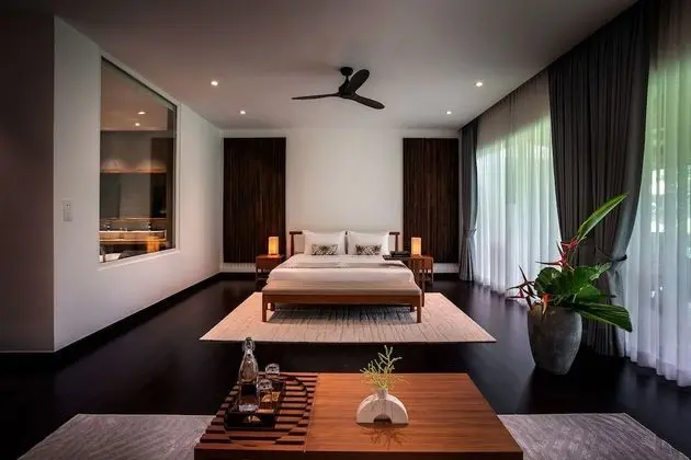 Luxury Bungalow Suites