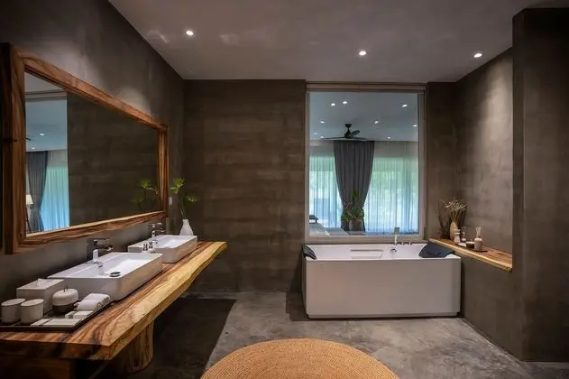 Luxury Bungalow Suites